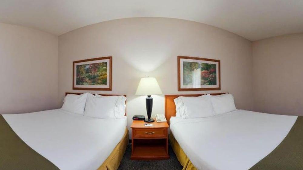 Links Bos Landen Hotel & Spa Of Pella, Trademark By Wyndham ภายนอก รูปภาพ