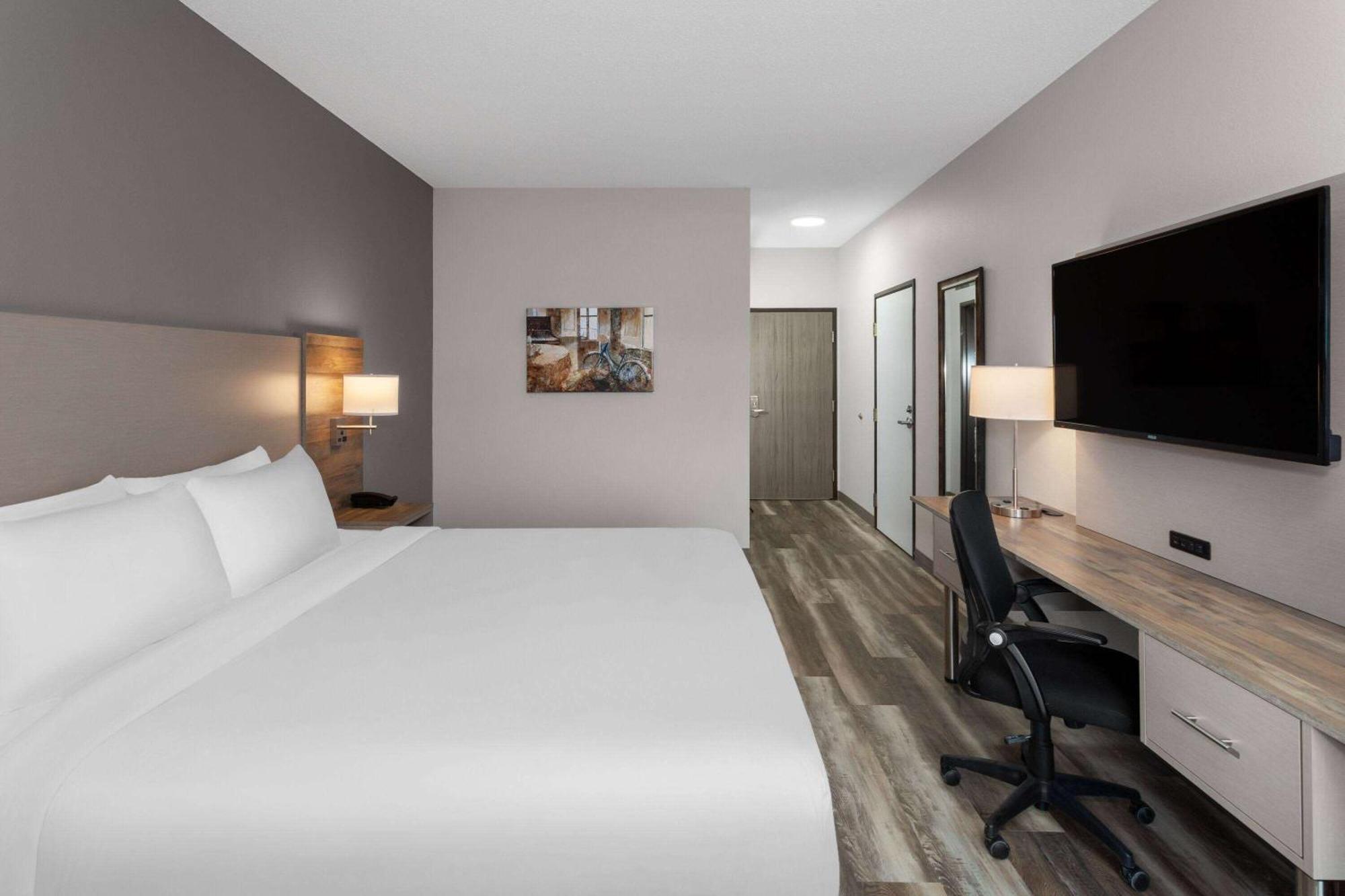 Links Bos Landen Hotel & Spa Of Pella, Trademark By Wyndham ภายนอก รูปภาพ