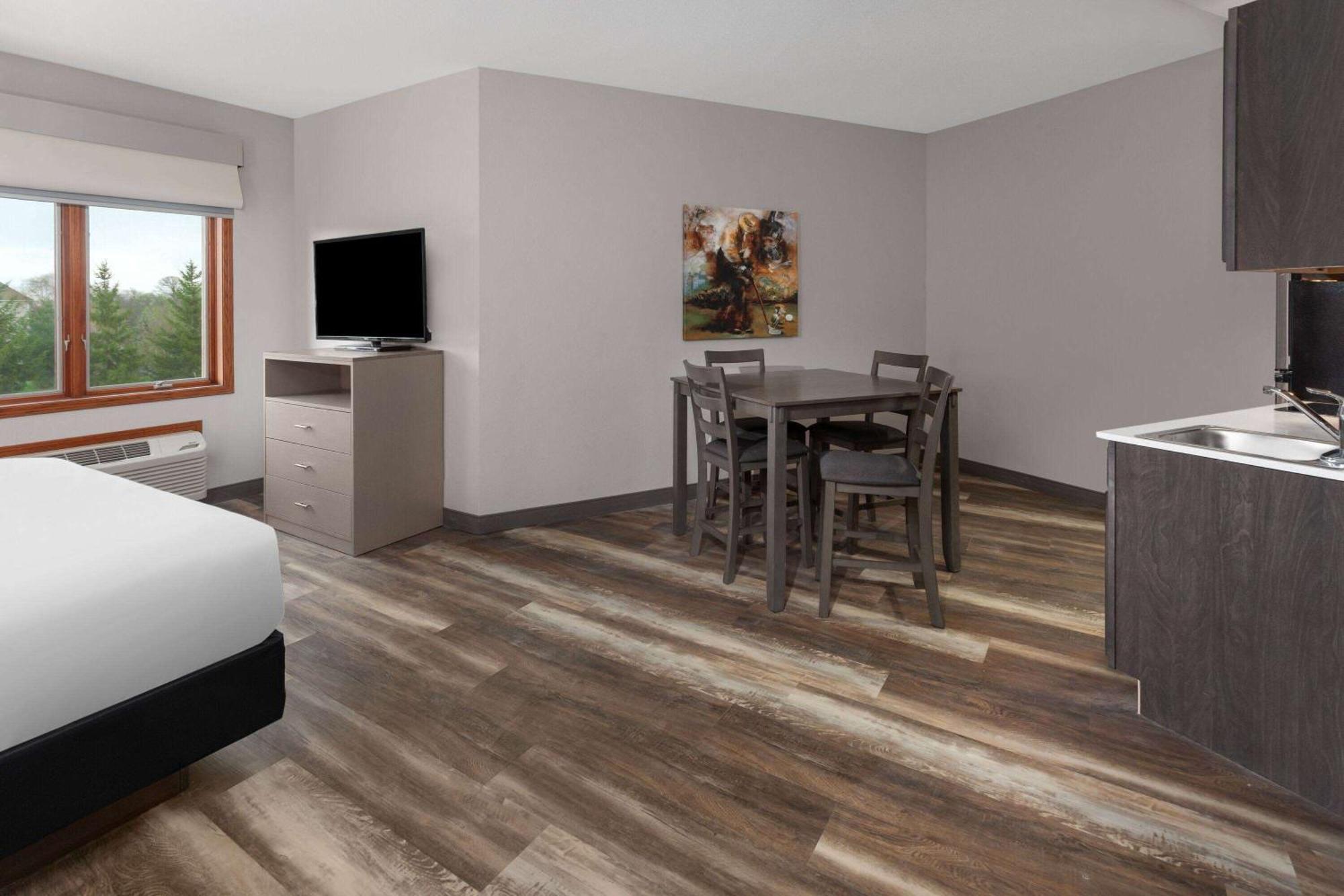 Links Bos Landen Hotel & Spa Of Pella, Trademark By Wyndham ภายนอก รูปภาพ
