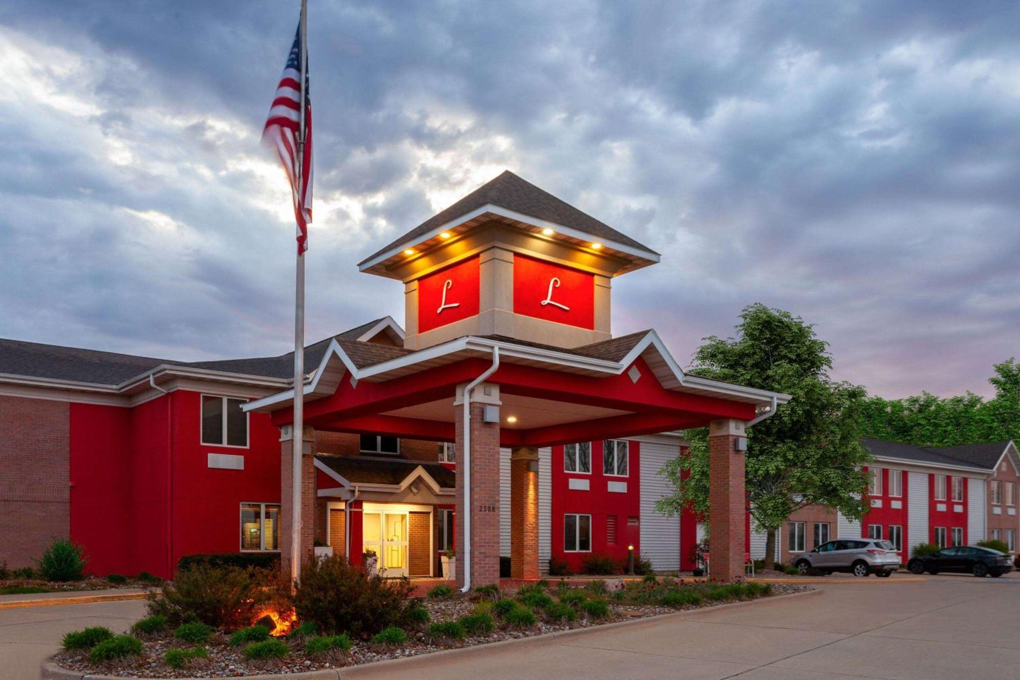 Links Bos Landen Hotel & Spa Of Pella, Trademark By Wyndham ภายนอก รูปภาพ